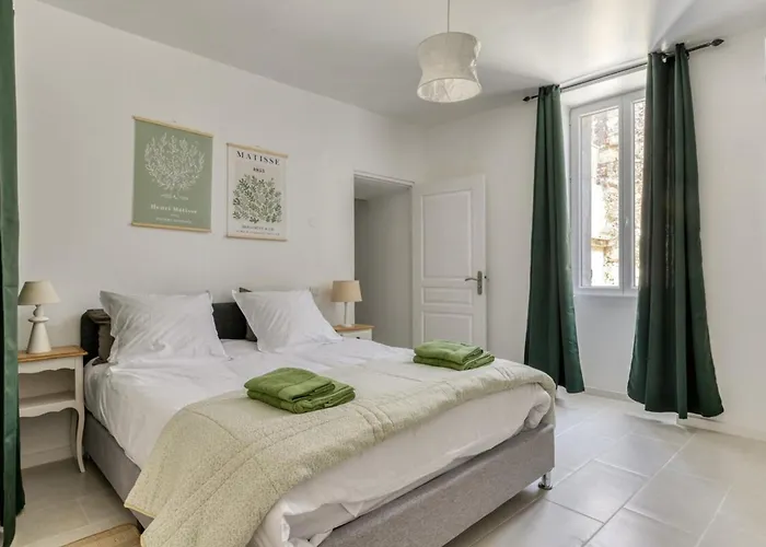 Le Cyperus Appartement Avec Terrasse Et Wifi